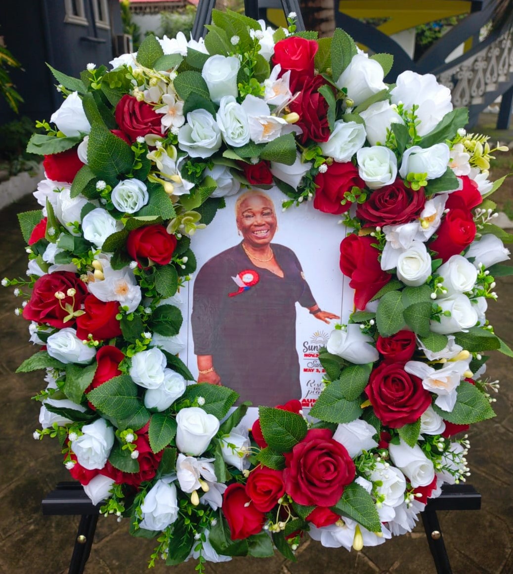 Custom wreath arrangement